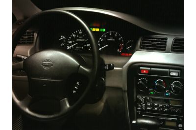 1997 Nissan sentra interior #5