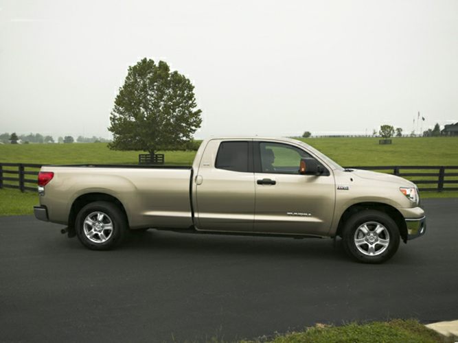 what is the towing capacity of a 2008 toyota tundra #7