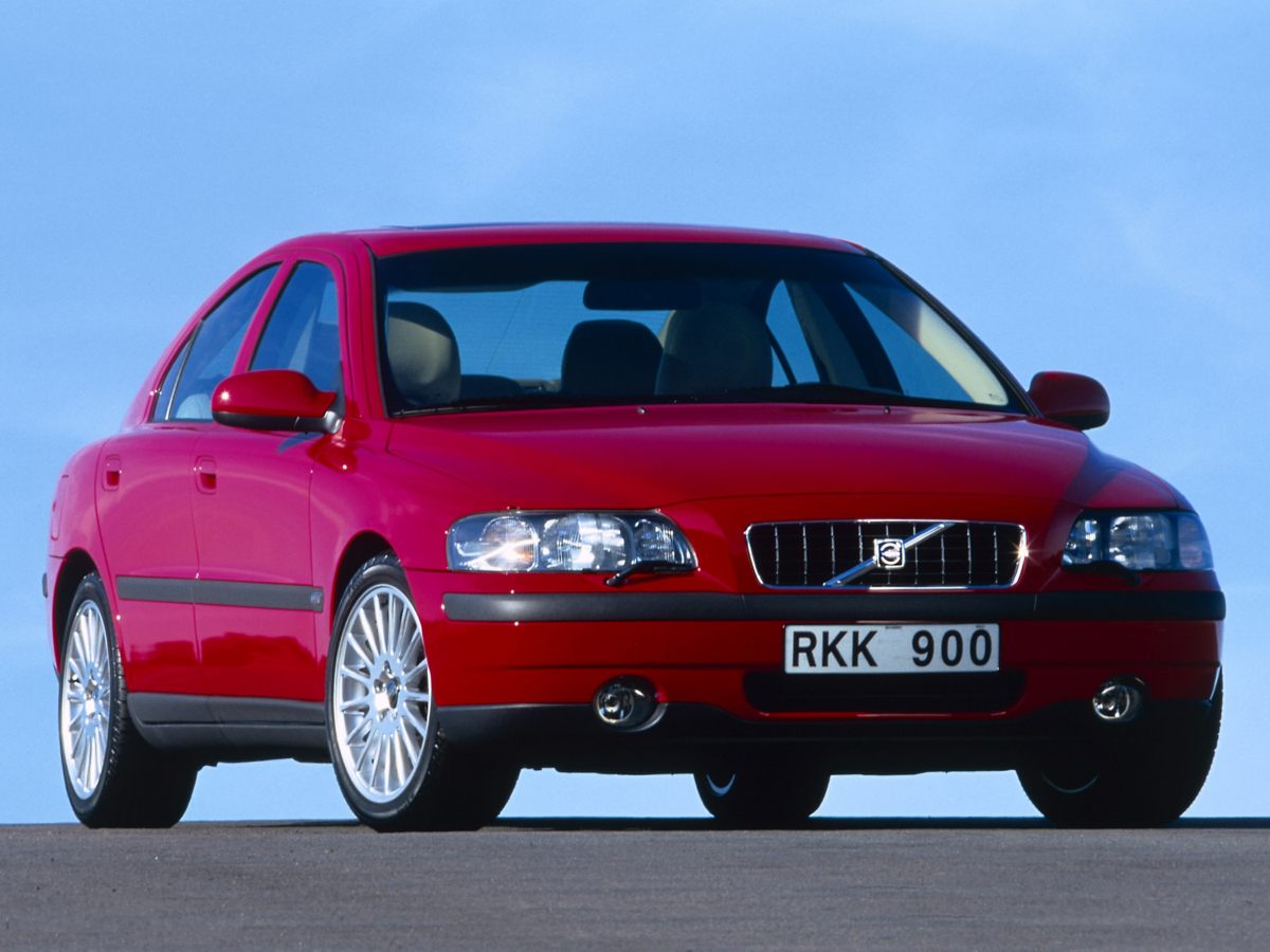 2004 Volvo S60 2.5T's photo