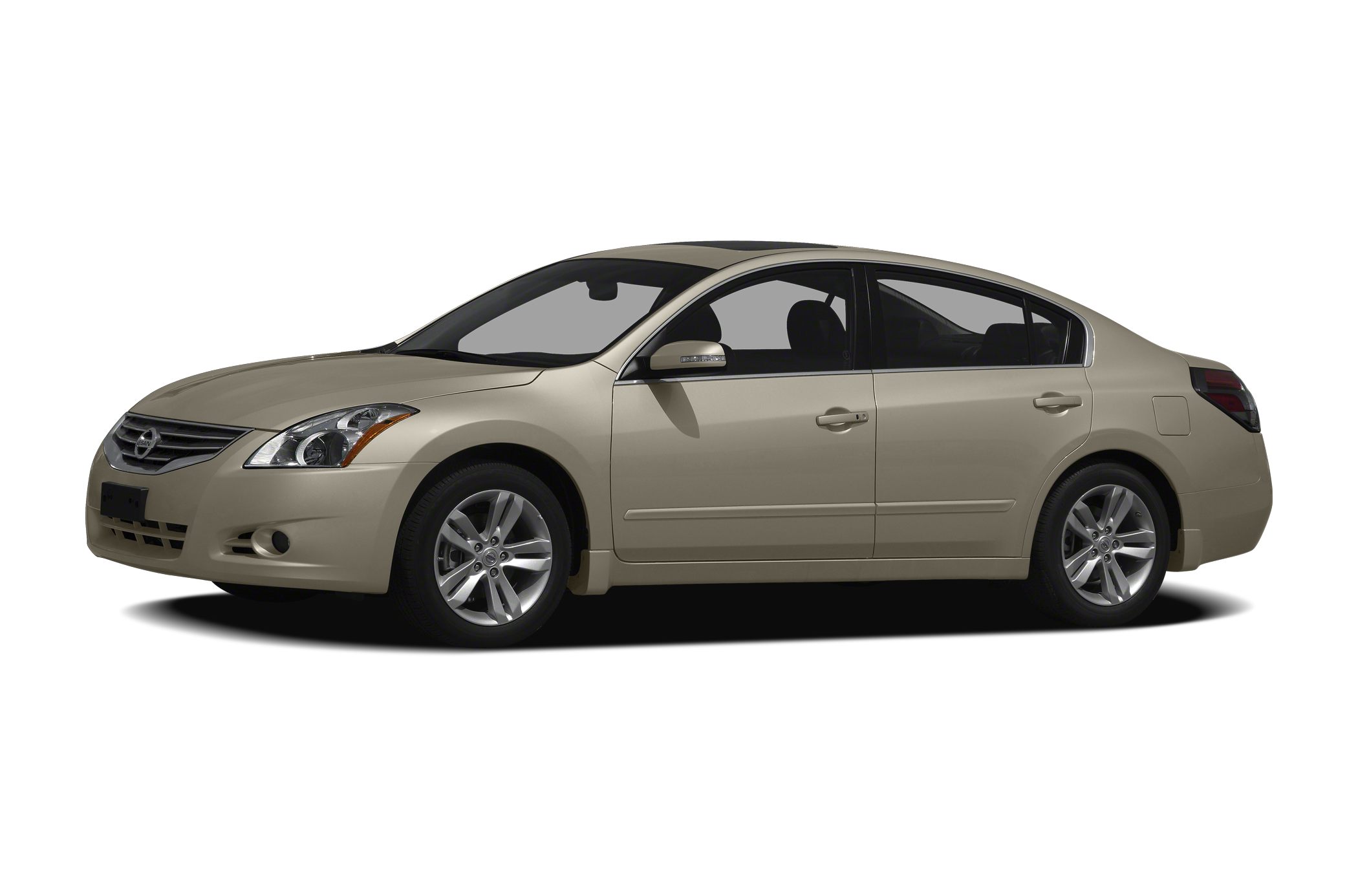 2010 Nissan altima competitors #8