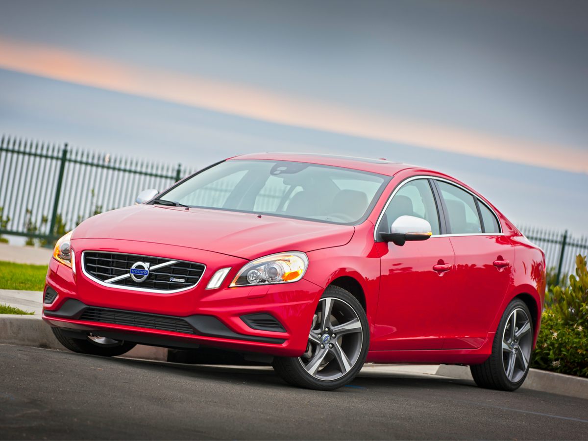 2013 Blue Volvo S60 Sedan