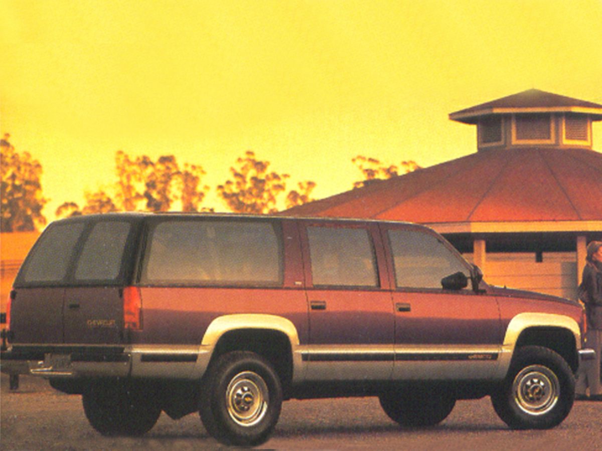 1992 Chevrolet Suburban's photo