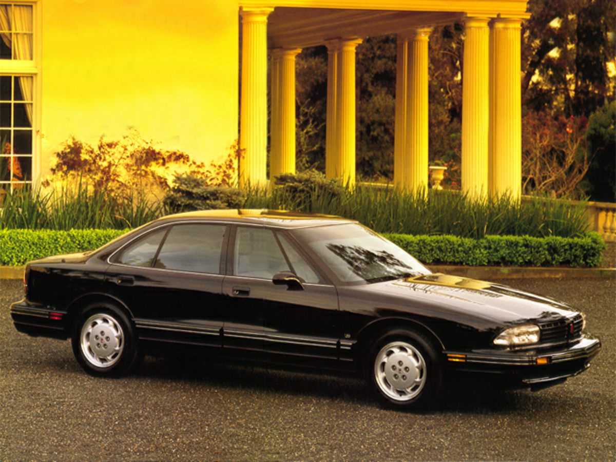 1994 Oldsmobile 88's photo