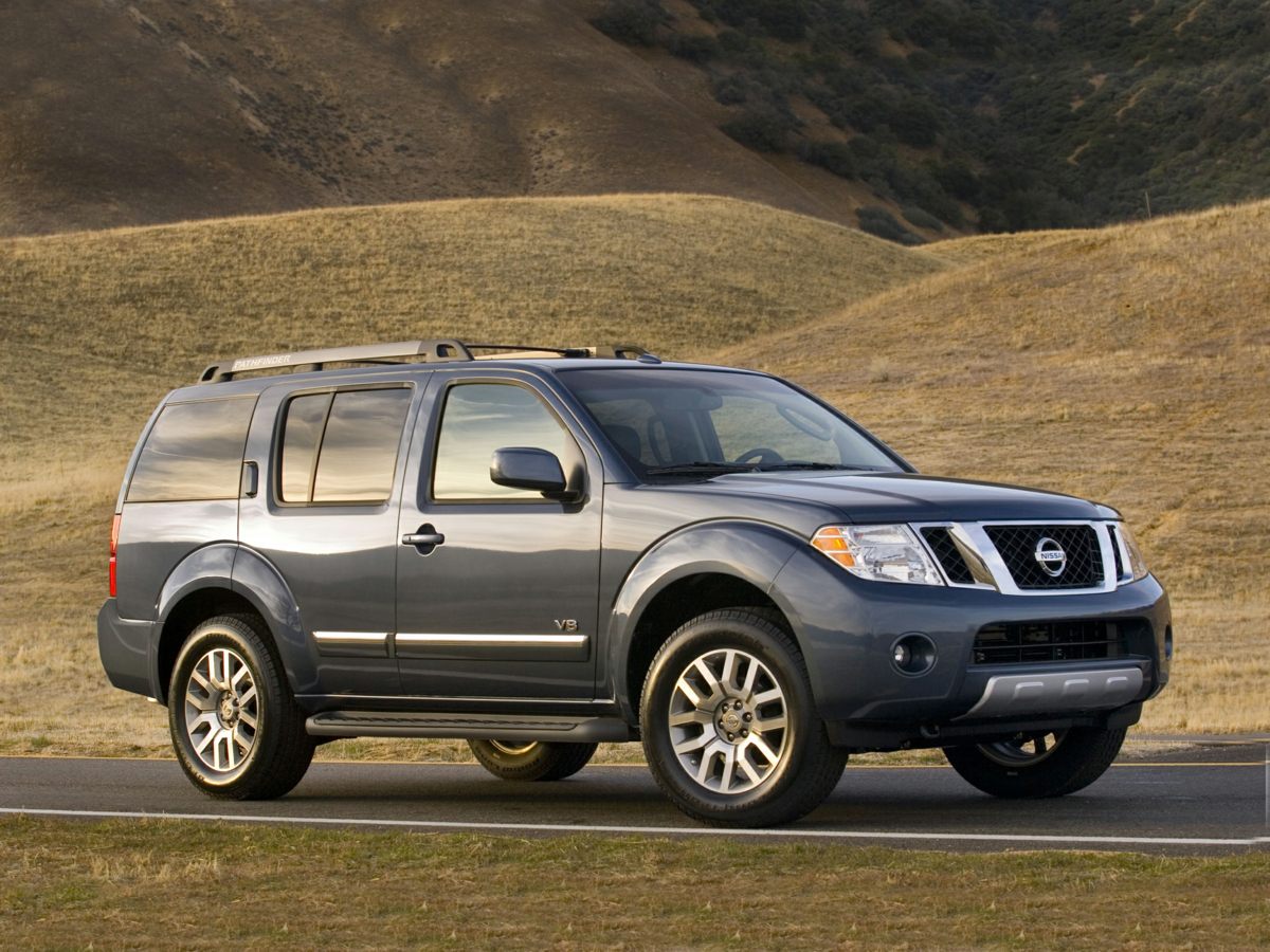 2010 Dark Slate Metallic Nissan Pathfinder SE 4X4 SUV