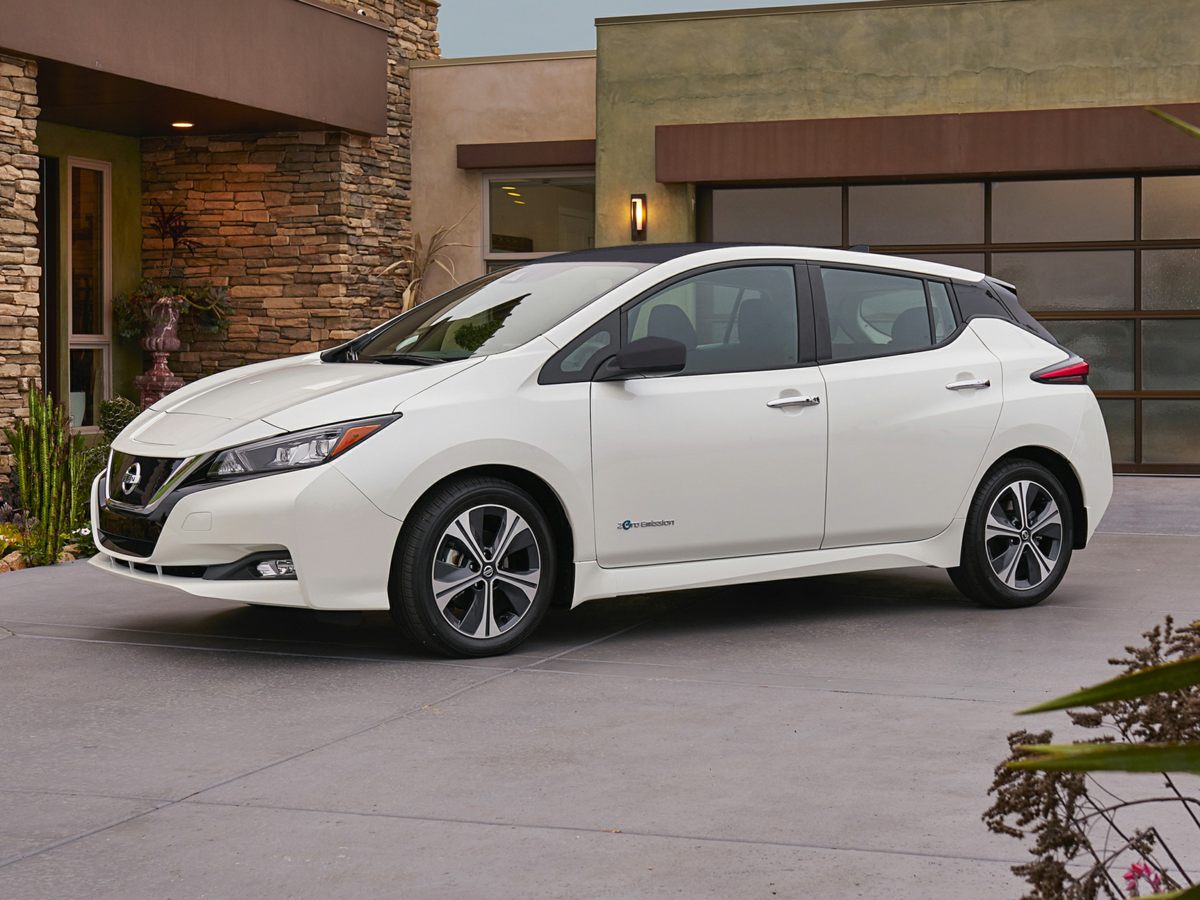 New 2020 Nissan Leaf SL Plus 4D Hatchback in Milwaukee 50723 Rosen