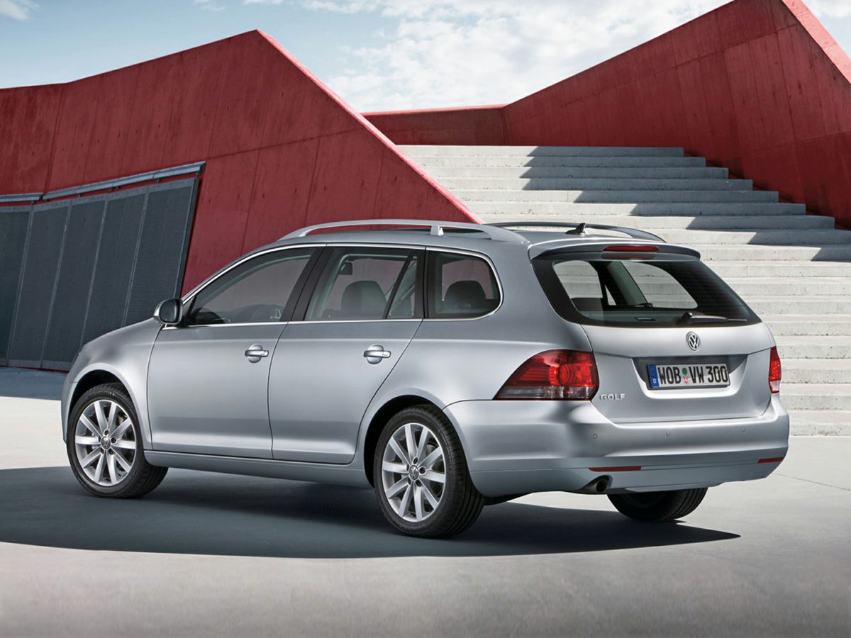 2013 Volkswagen Jetta SportWagen Dual front impact airbags
