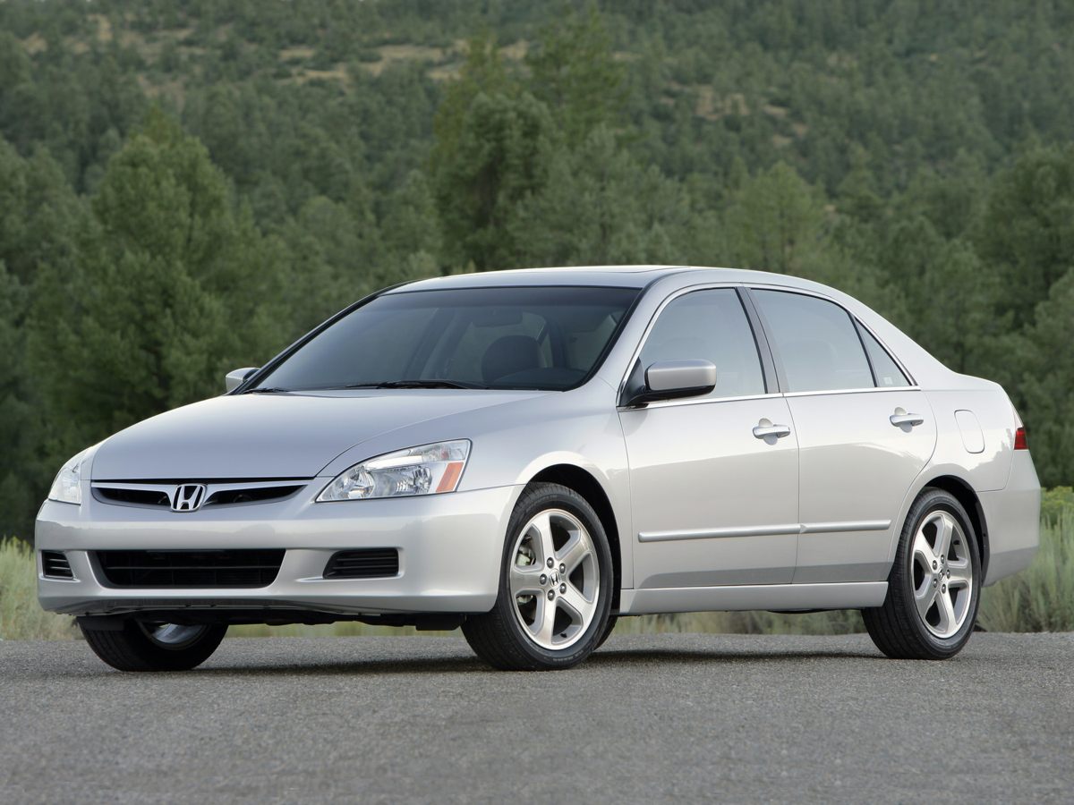 Gray 2006 Honda Accord SE Sedan 5-Speed Automatic Overdrive