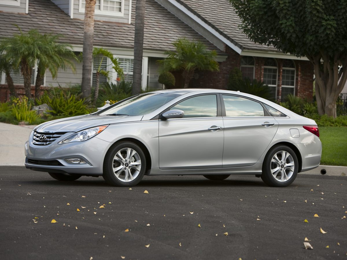 Pacific Blue Pearl Mica 2013 Hyundai Sonata Limited FWD Sedan Front-Wheel Drive 6-Speed Automatic