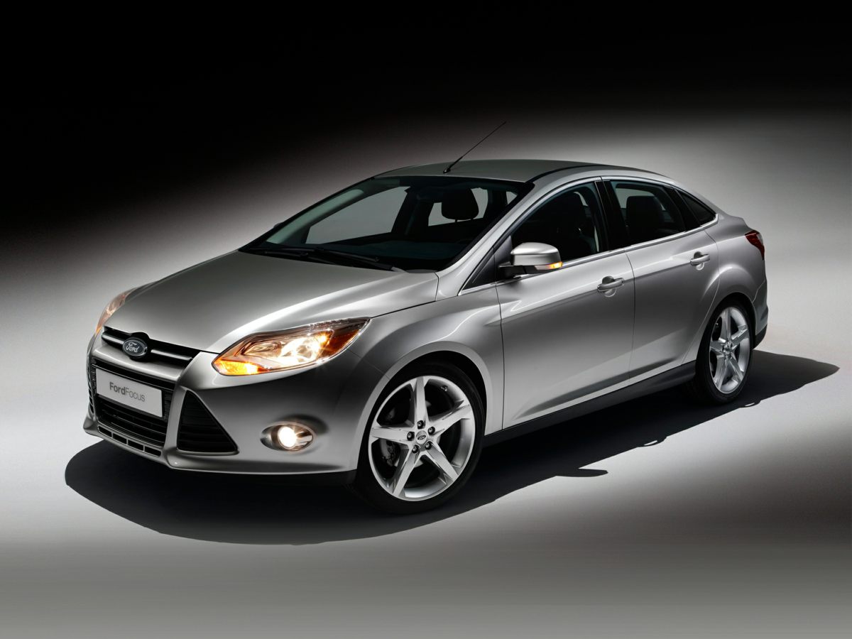 2012 Ford Focus SE Sedan Front-Wheel Drive