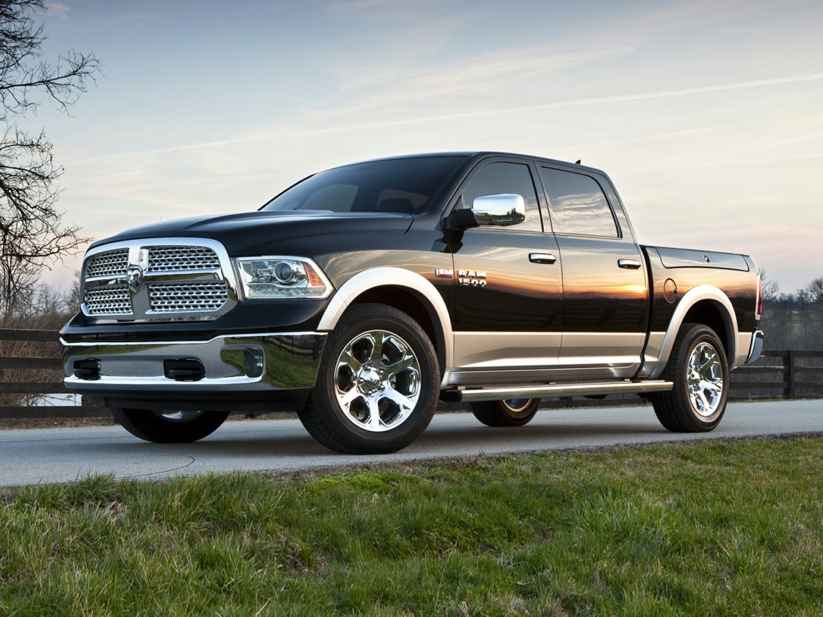 2014 RAM 1500 SLT Quad Cab 4WD