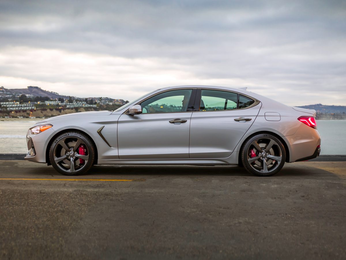 Casablanca White 2019 Genesis G70 3.3T Advanced RWD Sedan Rear-Wheel Drive 8-Speed Automatic