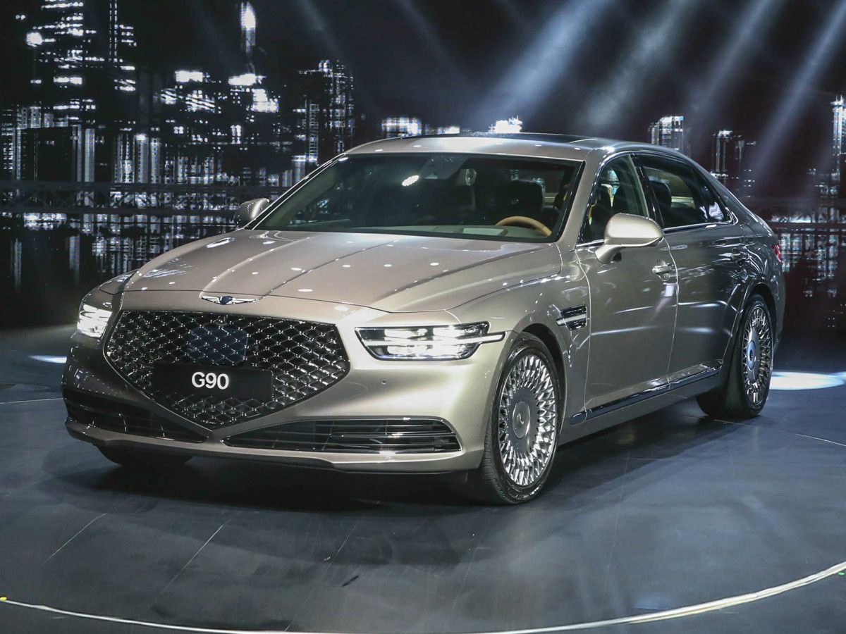 Savile Silver 2021 Genesis G90 3.3T Premium RWD Sedan Rear-Wheel Drive 8-Speed Automatic