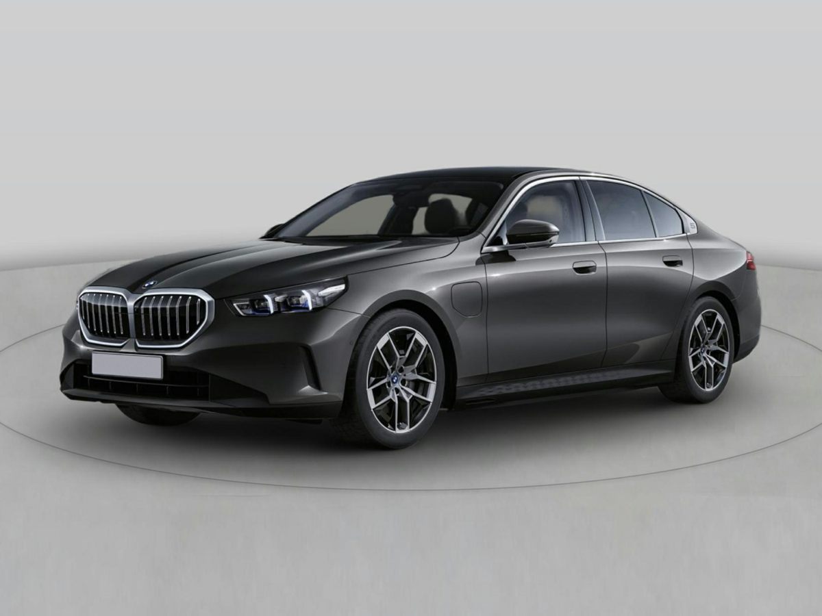 Black Sapphire Metallic 2026 BMW 5 Series 550e xDrive Sedan All-Wheel Drive 8-Speed Automatic
