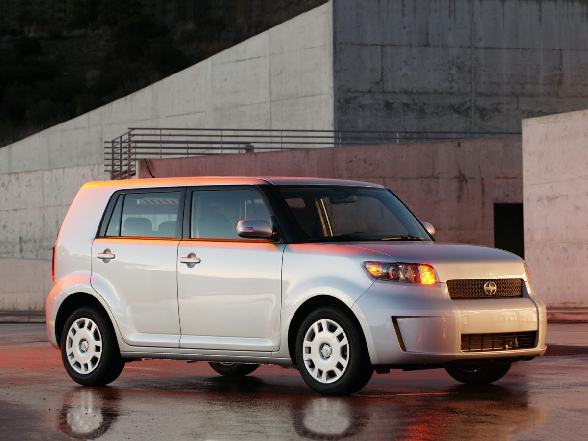 2009 Scion xB Base Wagon Front-Wheel Drive