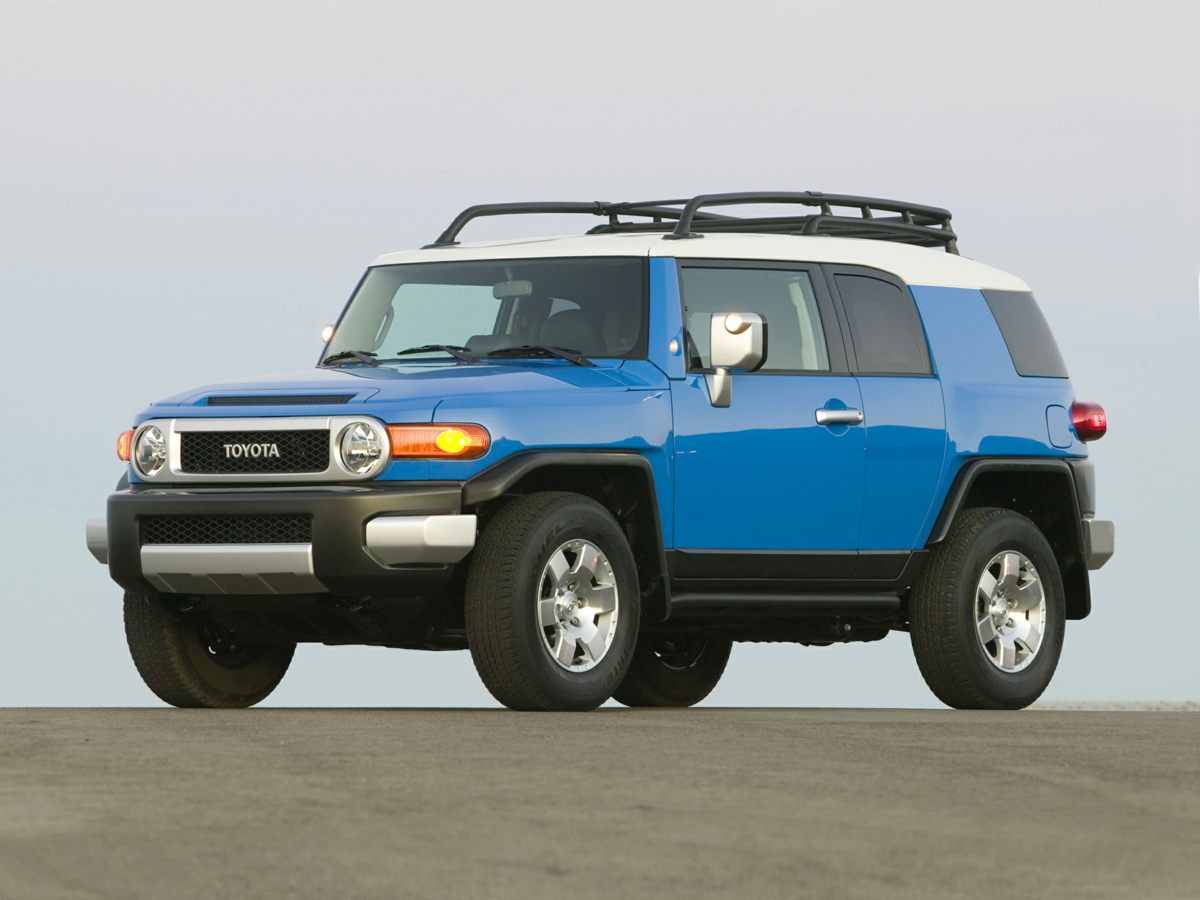 Iceberg 2014 Toyota FJ Cruiser 4WD SUV / Crossover Four-Wheel Drive 5-Speed Automatic