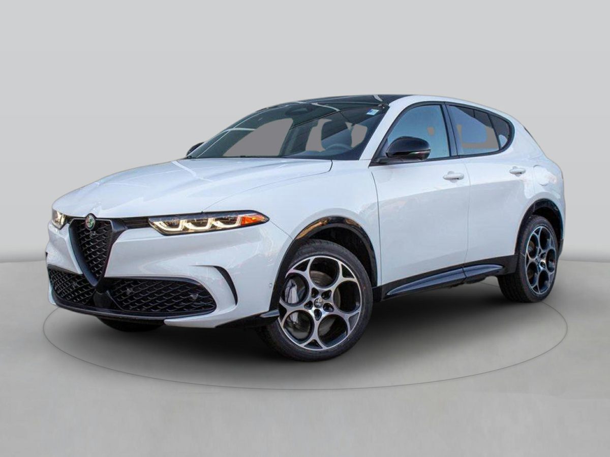 Milano White 2025 Alfa Romeo Tonale AWD SUV / Crossover All-Wheel Drive 9-Speed Automatic