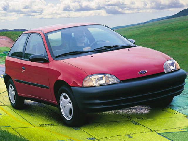 2000 chevy metro 4 door