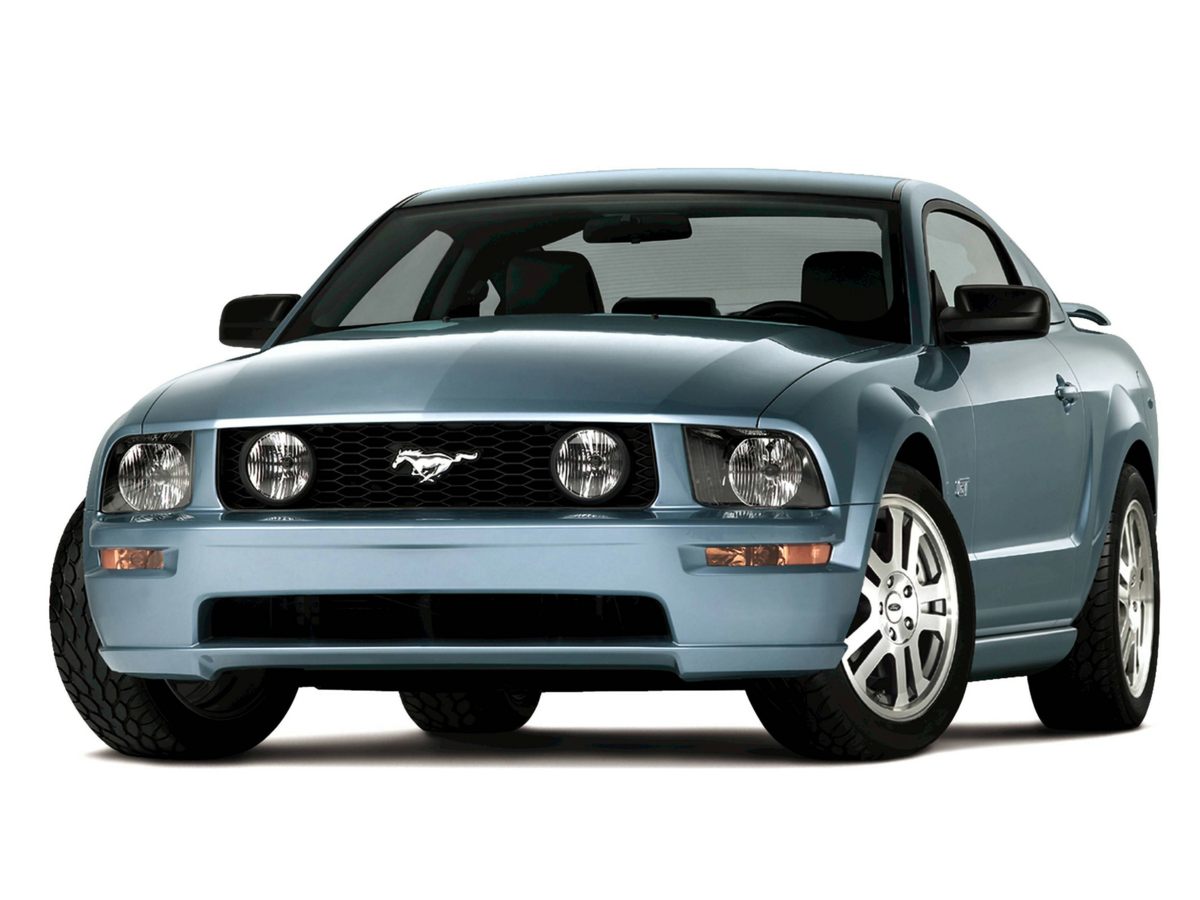 2006 Ford Mustang GT Deluxe's photo