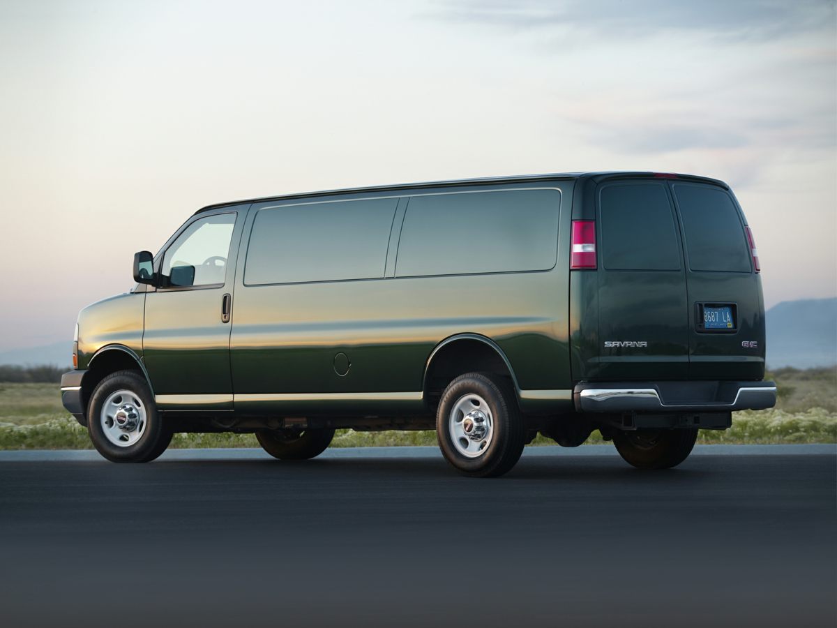 2021 GMC Savana 2500 Work Van photo