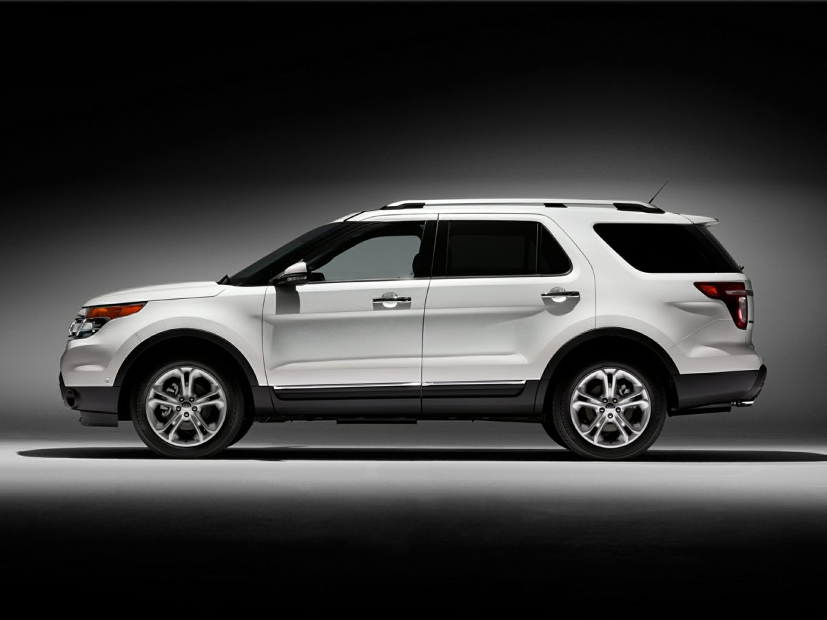 2013 Ford Explorer XLT 1