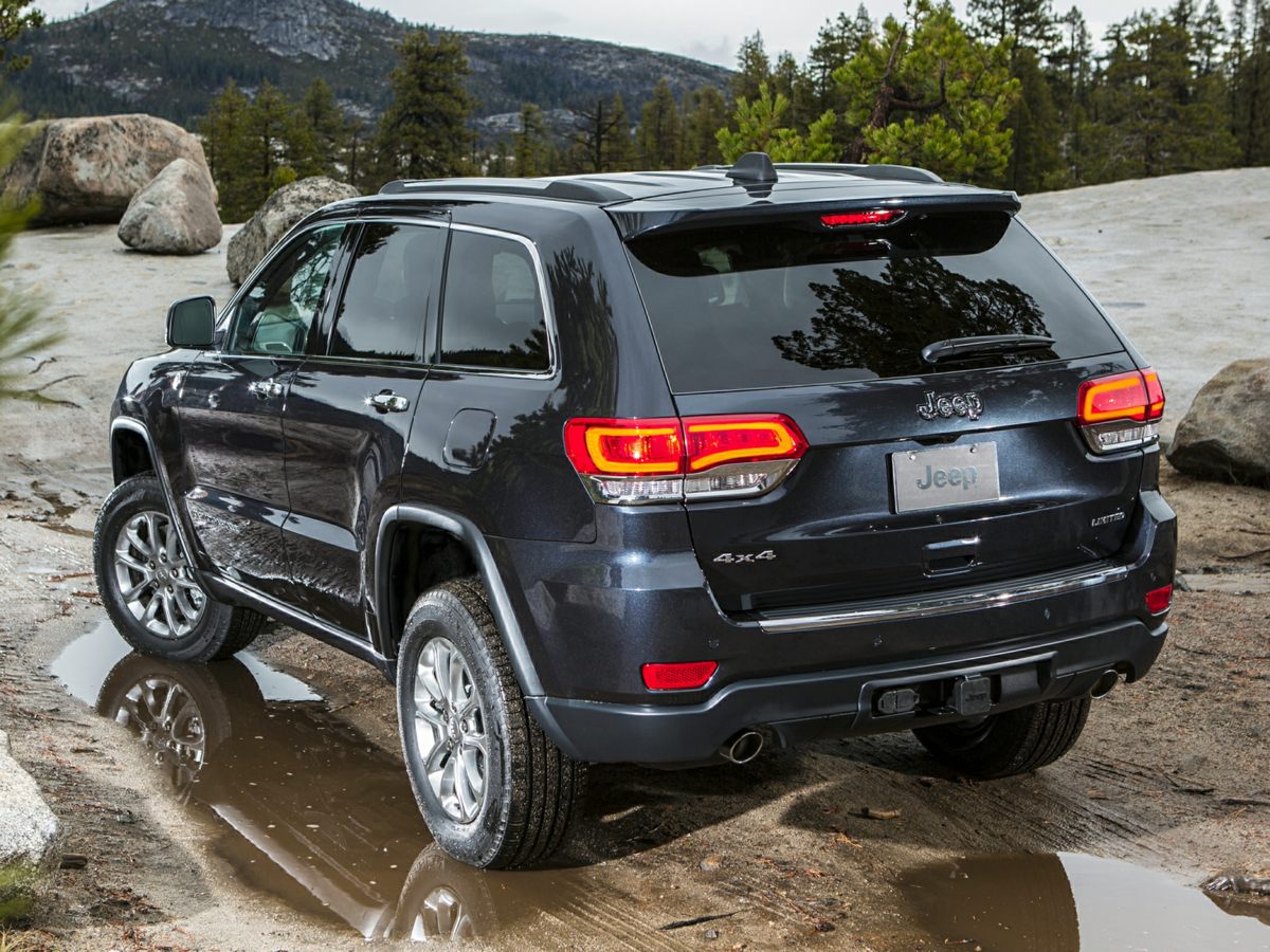 2014 Jeep Grand Cherokee Overland 1