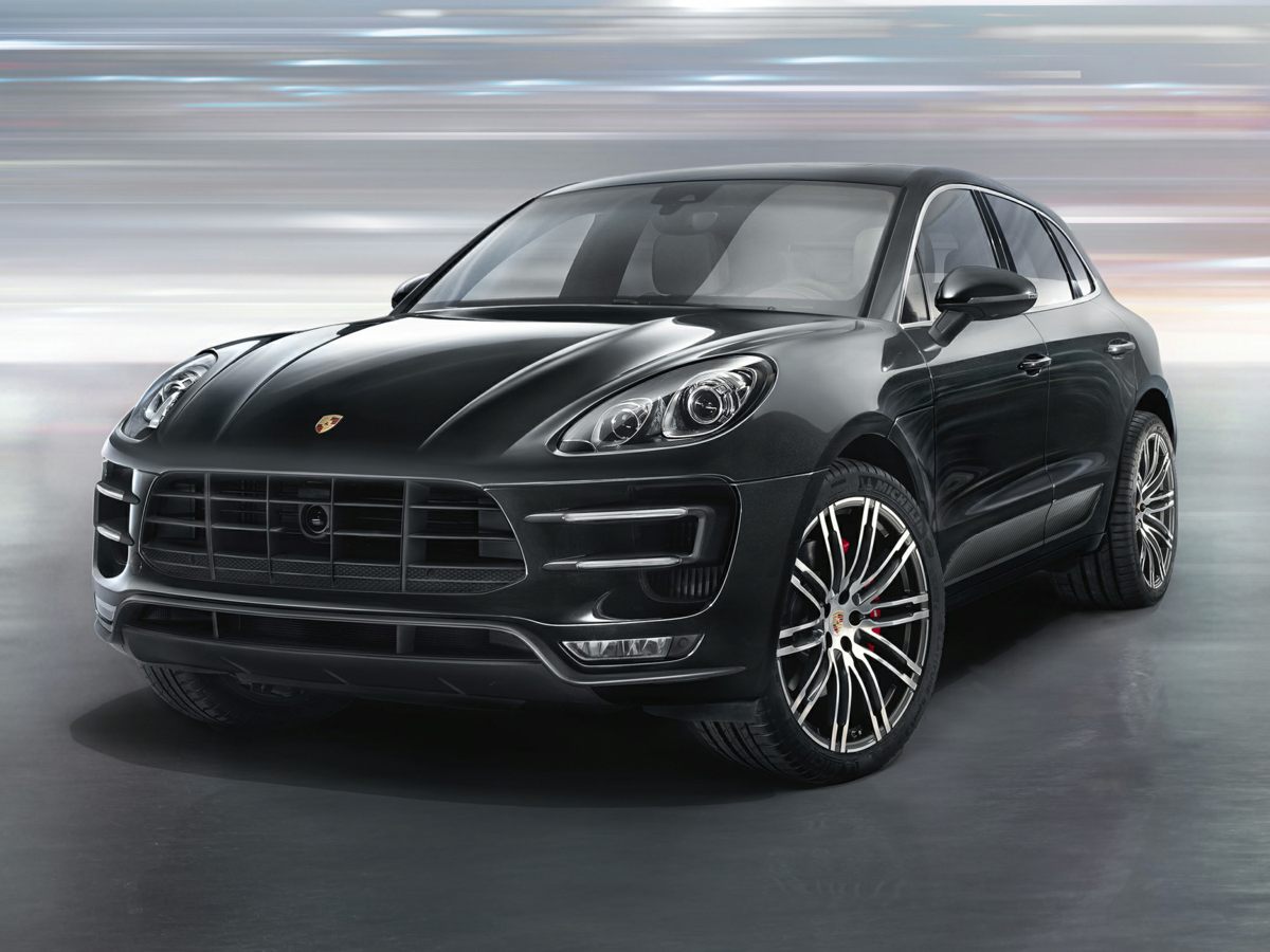 2018 Porsche Macan SUV / Crossover
