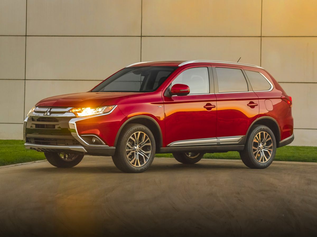 2018 Mitsubishi Outlander ES 1