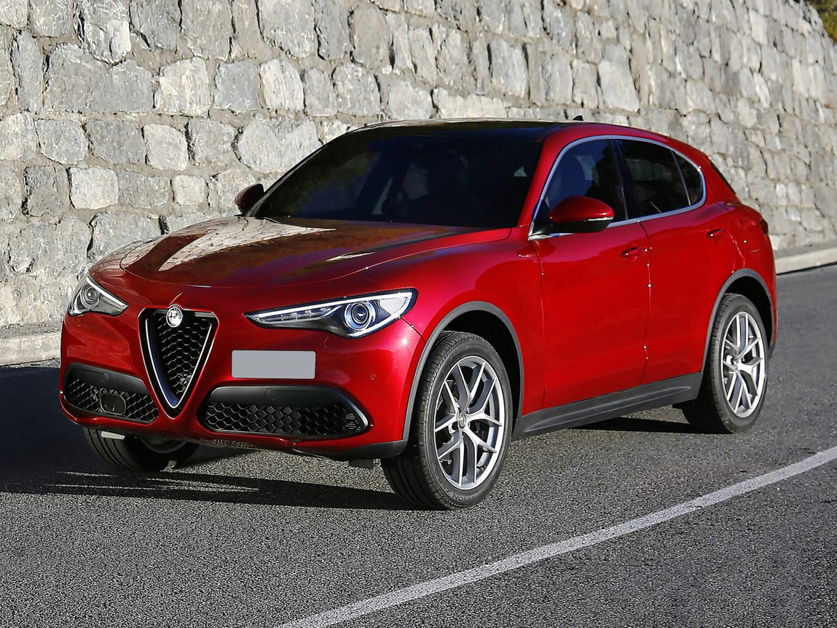 2019 Alfa Romeo Stelvio Ti Sport 1