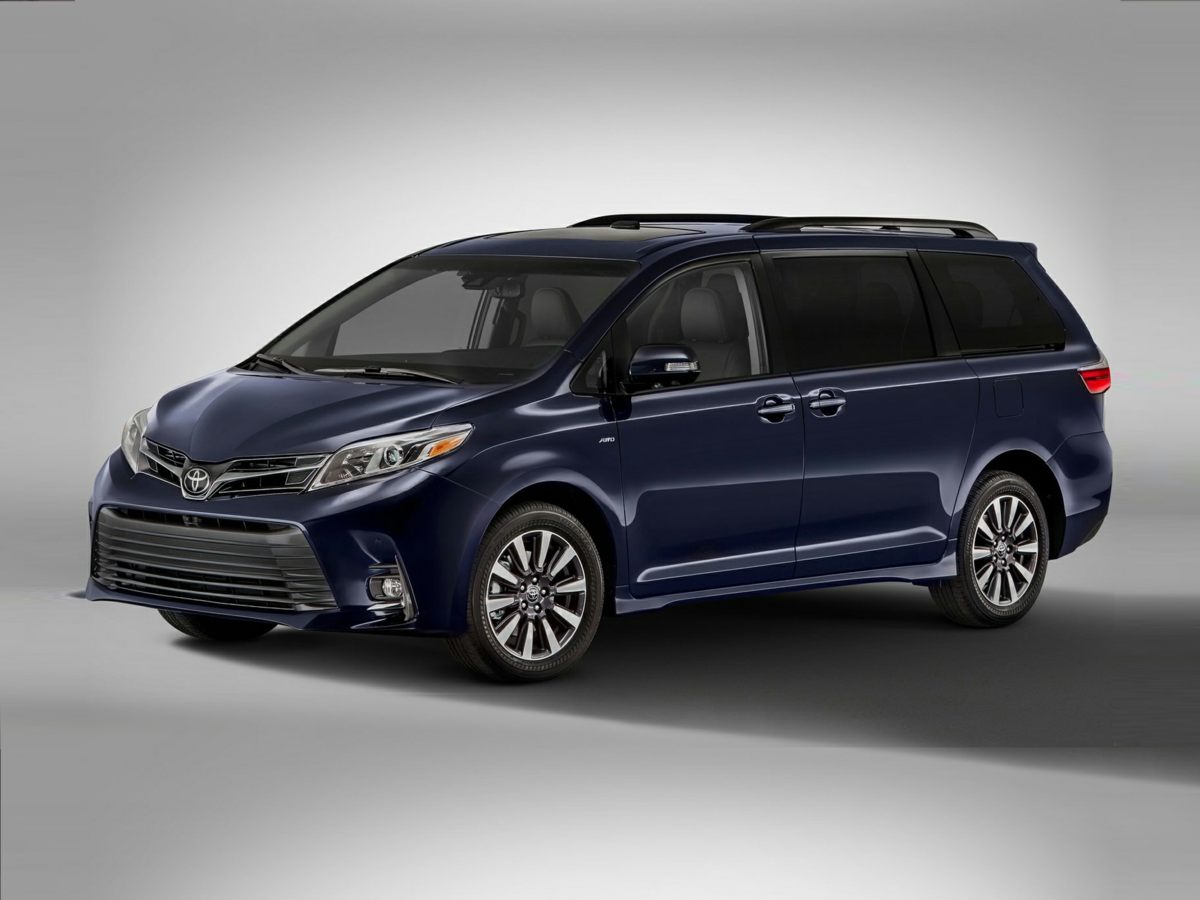 2020 Toyota Sienna SE 1