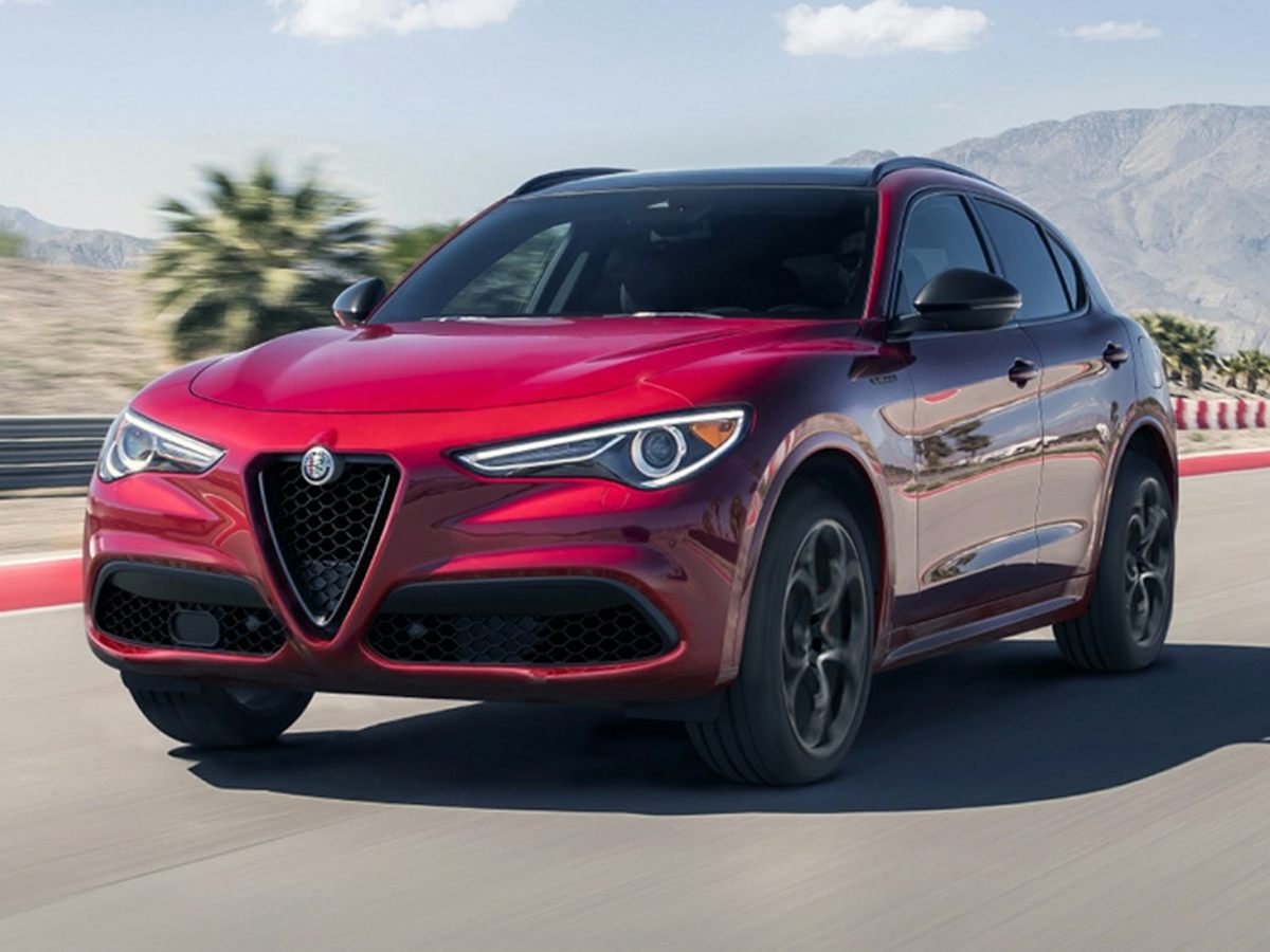 2022 Alfa Romeo Stelvio Ti photo