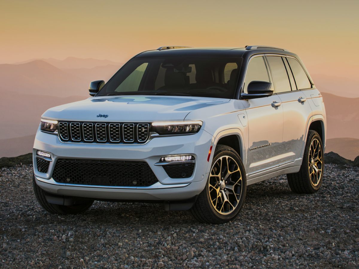 2023 Jeep Grand Cherokee Overland 4xe photo