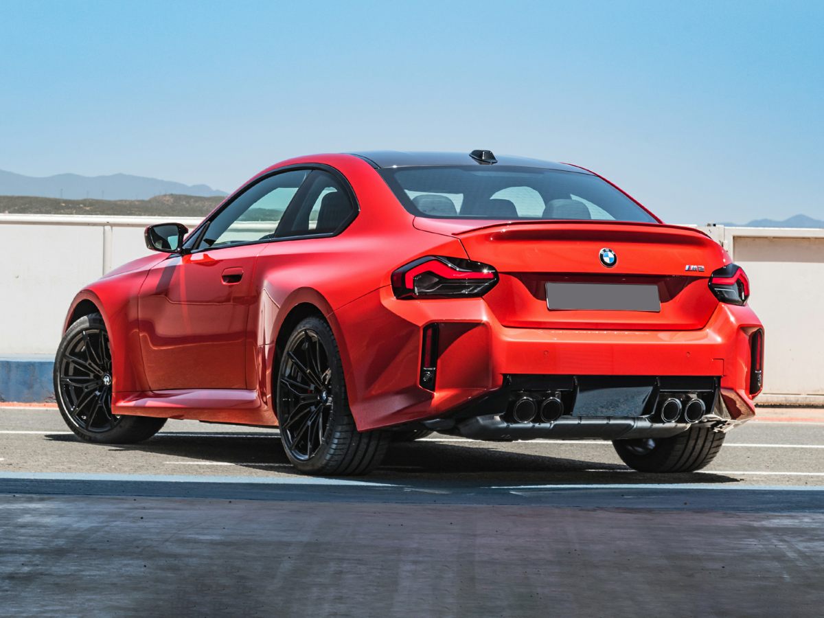 2023 BMW M2 photo