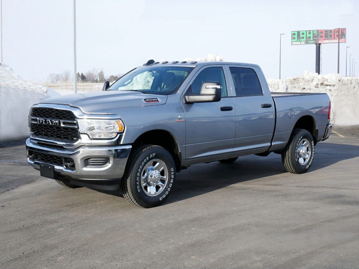 New 2024 RAM 3500 Big Horn Crew Cab in Montrose 124000 Flower Motor