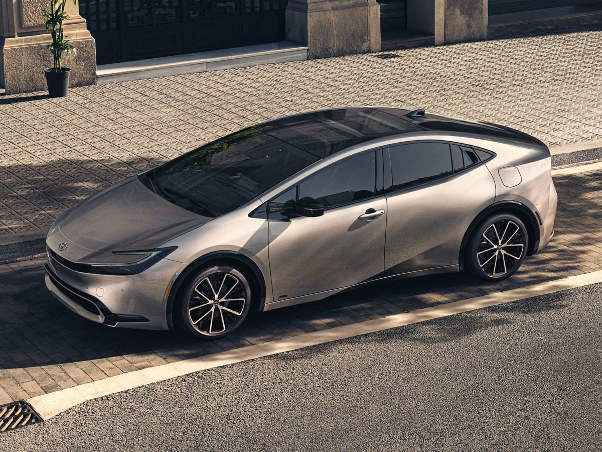 2024 Toyota Prius Limited images