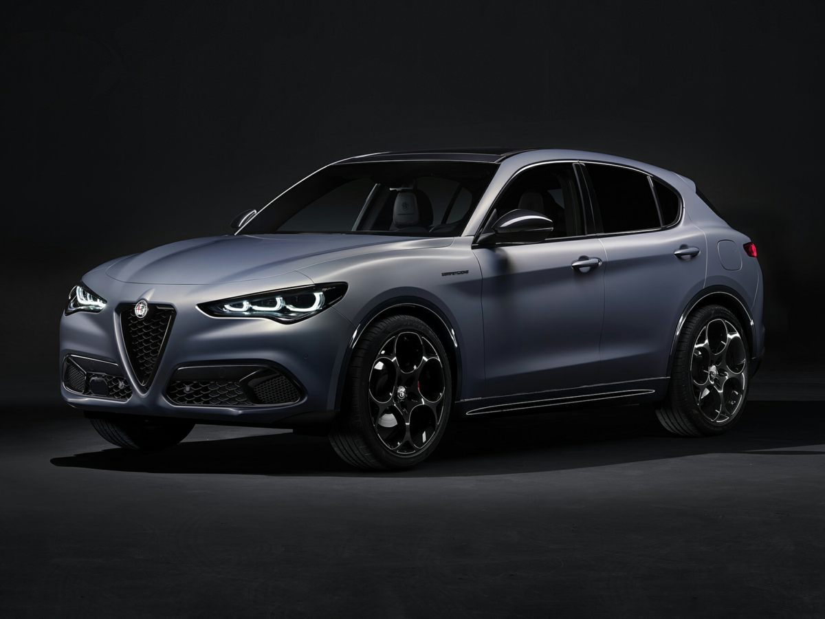 2024 Alfa Romeo Stelvio Ti images