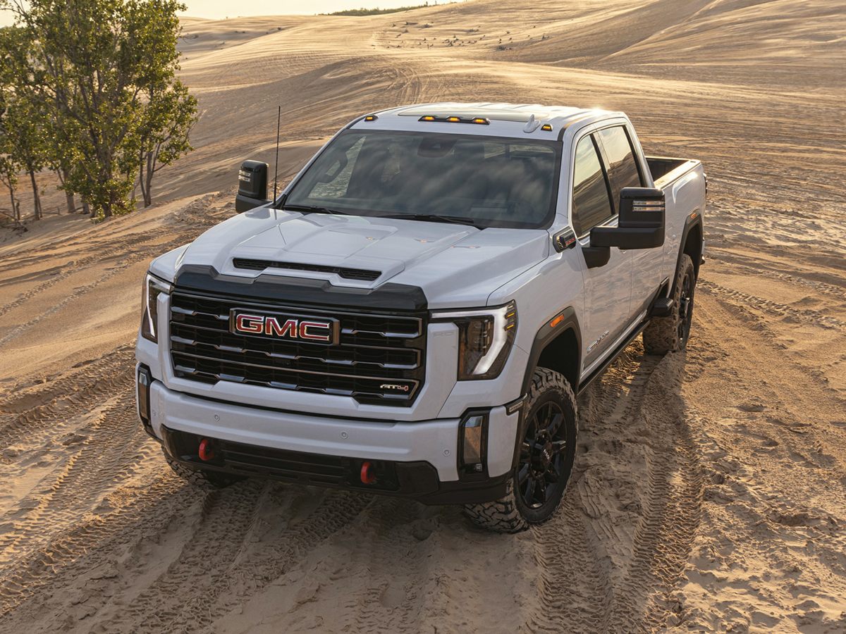 New 2024 GMC Sierra 2500HD AT4 4D Crew Cab in Detroit area RF120221