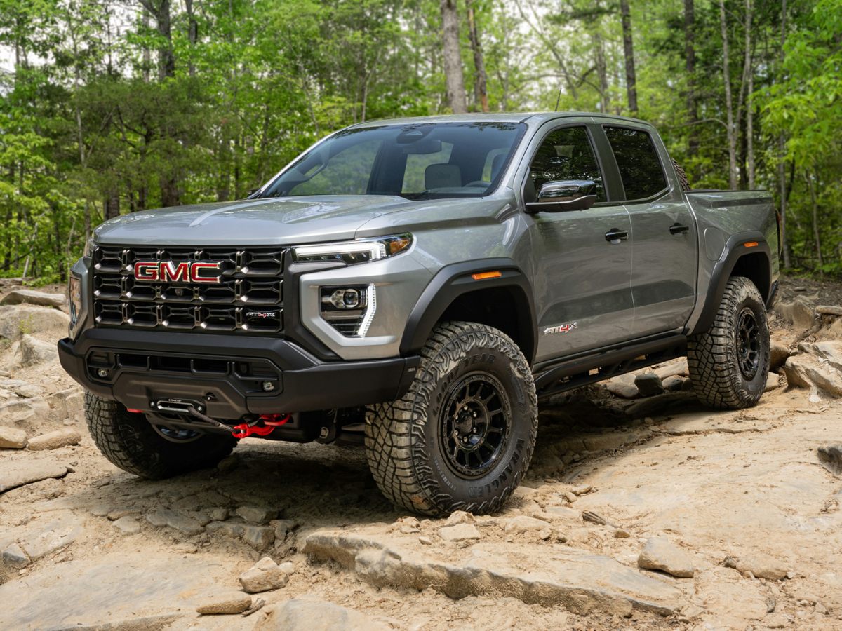 New 2024 GMC Canyon AT4X 4D Crew Cab in Kearney H6290 Midway Auto