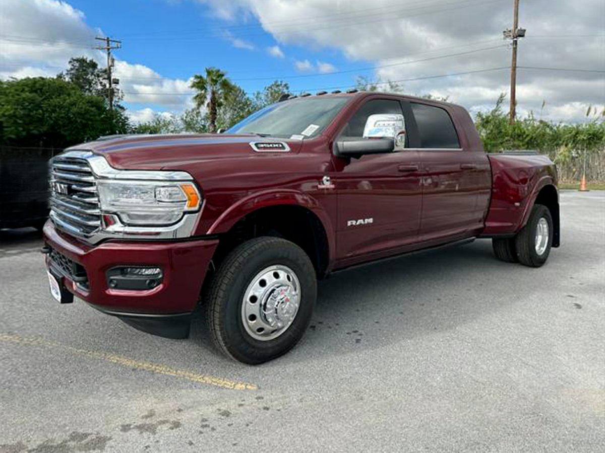 2024 Ram 3500 Laramie 1