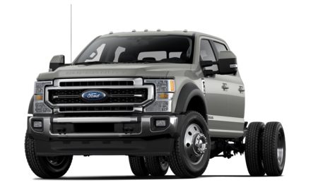 2022 Ford F-550 Chassis Lariat