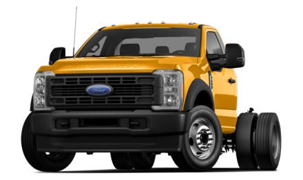 2023 Ford F-600 Chassis XL