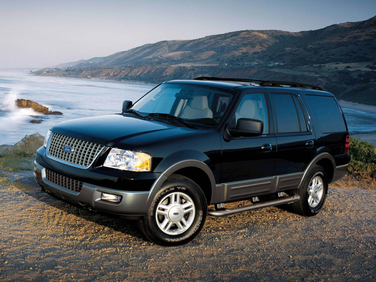 2005 Ford Expedition XLS 4D Sport Utility - 23232TRV_1 - Image 1
