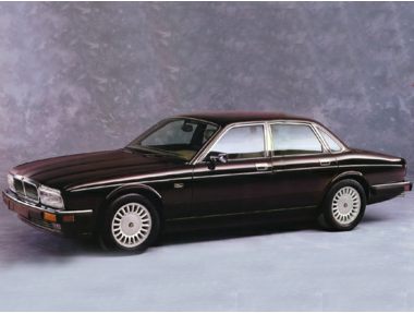 1993 Jaguar XJ12 Base (STD is Estimated) Sedan Ratings ...