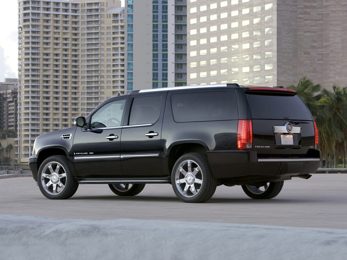 used 2011 Cadillac Escalade ESV car, priced at $11,500