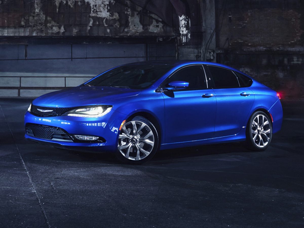 used 2016 Chrysler 200 car