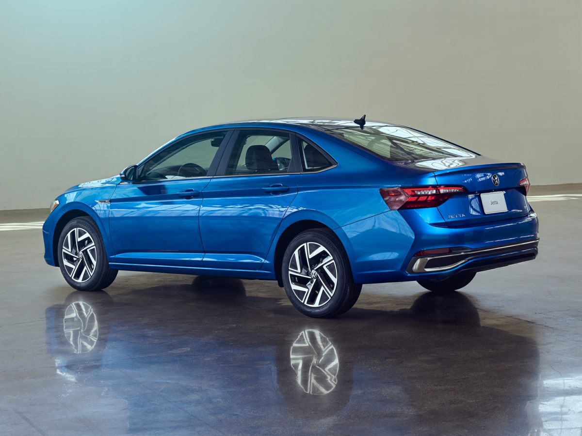 used 2022 Volkswagen Jetta car, priced at $15,595