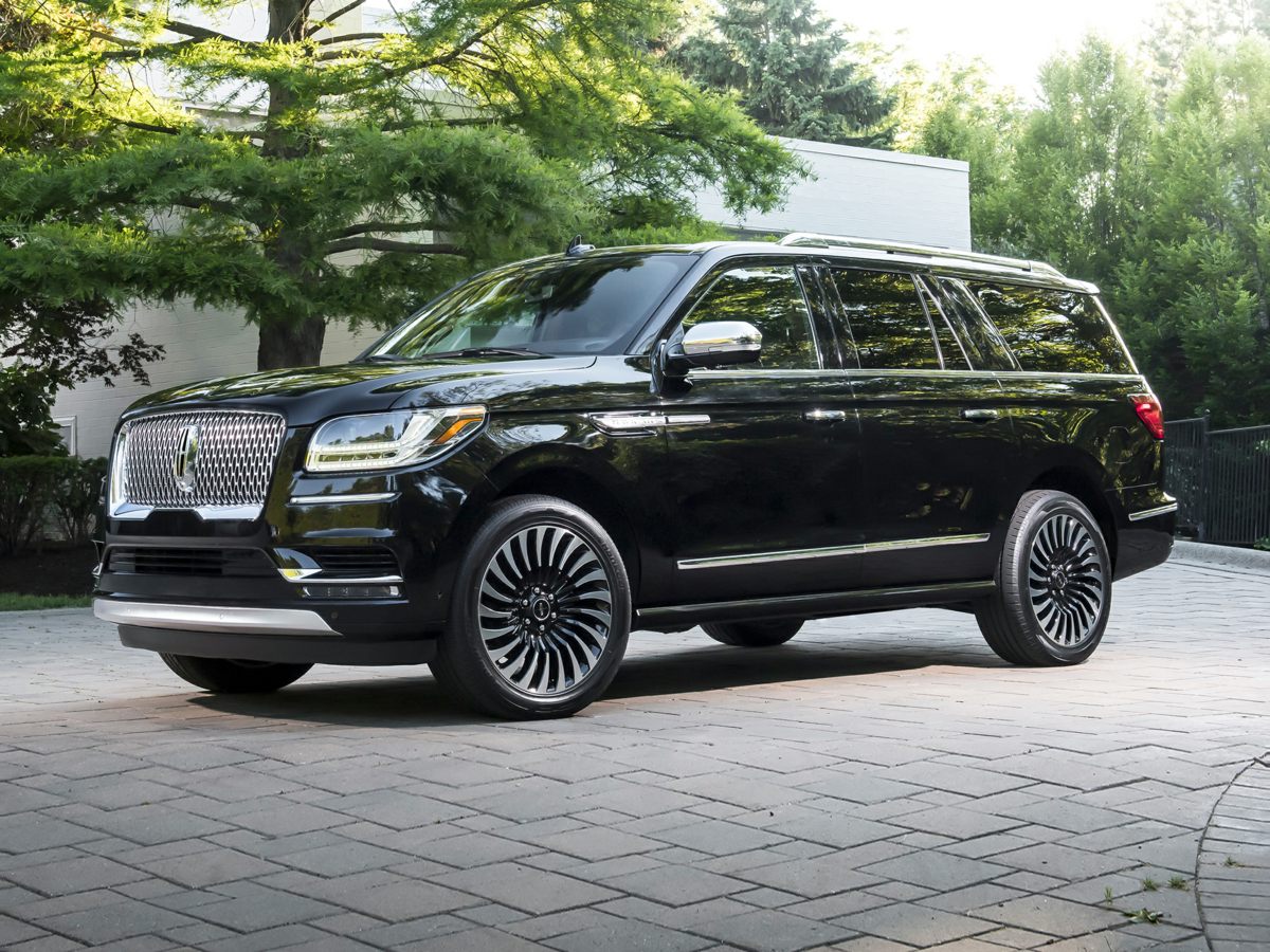 used 2020 Lincoln Navigator car, priced at $49,911