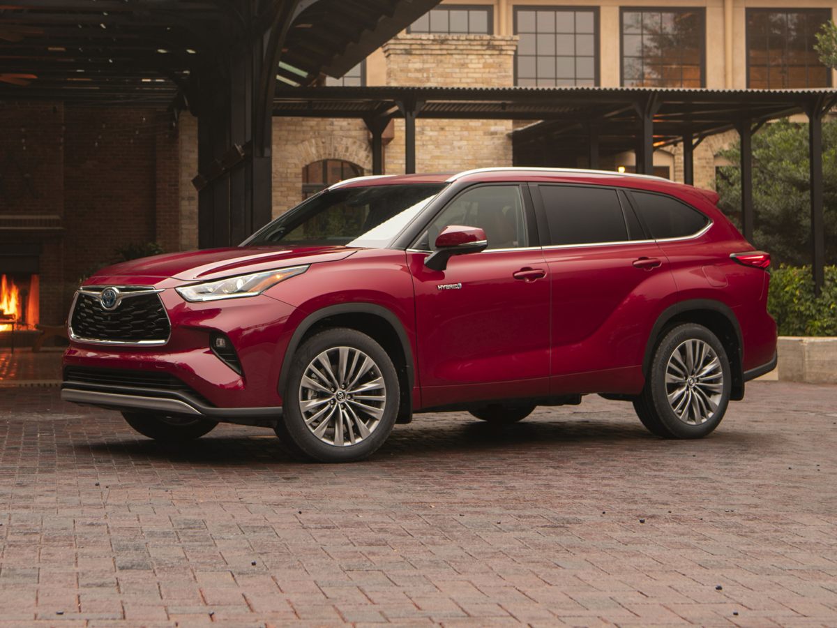 used 2020 Toyota Highlander Hybrid car, priced at $41,000