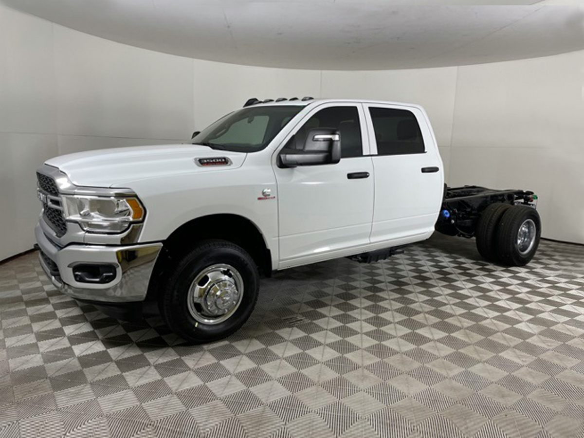 new 2024 Ram 3500 car, priced at $53,572