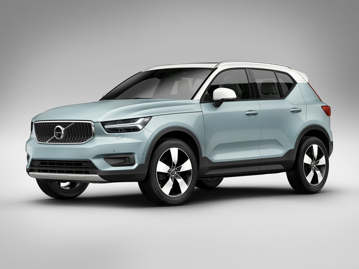 used 2020 Volvo XC40 car, priced at $22,997